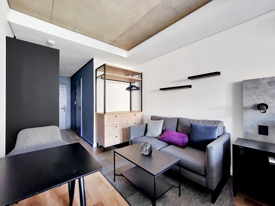 1 Bedroom Property for Sale in Sea Point Western Cape